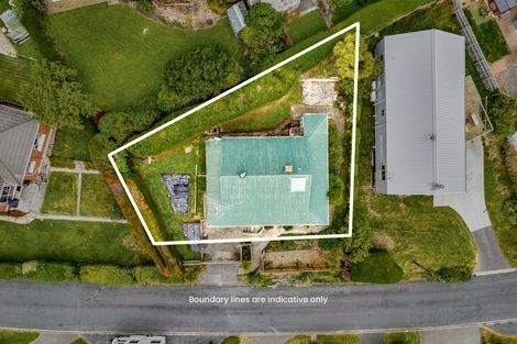 Photo of property in 42 Marion Street, Macandrew Bay, Dunedin, 9014