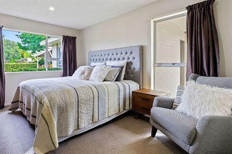 Photo of property in 12 Lodge Place, Ilam, Christchurch, 8041