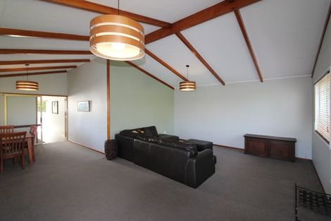 Photo of property in 2/82 Mill Road, Lower Vogeltown, New Plymouth, 4310