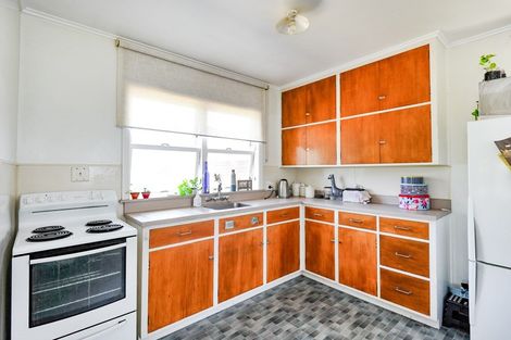 Photo of property in 207 Windsor Avenue, Parkvale, Hastings, 4122