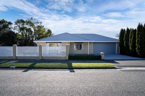 Photo of property in 2 Cunningham Place, Halswell, Christchurch, 8025