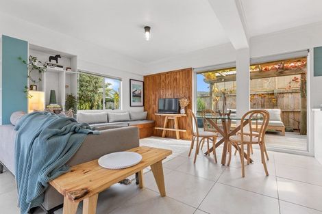 Photo of property in 29a Doment Crescent, Orewa, 0931