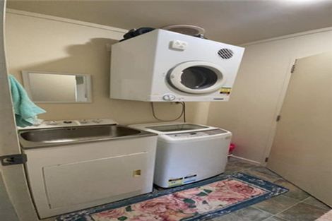 Photo of property in 9j View Road, Glenfield, Auckland, 0627