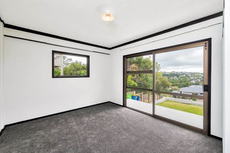Photo of property in 155 Chelsea View Drive, Chatswood, Auckland, 0626