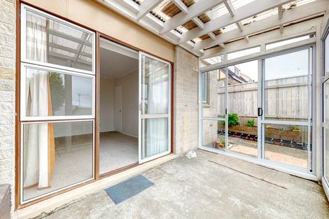 Photo of property in 36 Akaroa Drive, Maupuia, Wellington, 6022