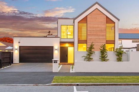 Photo of property in 17b Kirkwood Avenue, Upper Riccarton, Christchurch, 8041