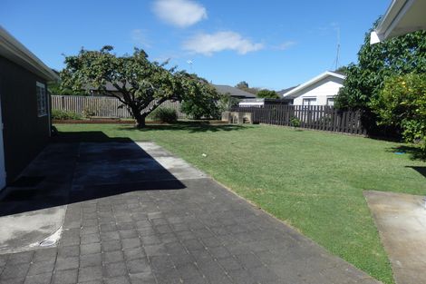 Photo of property in 21 Clare Street, Cambridge, 3434