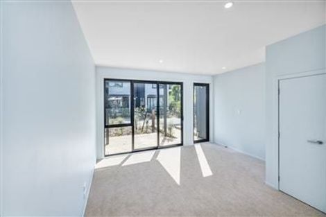 Photo of property in 2d Nerita Place, Long Bay, Auckland, 0630