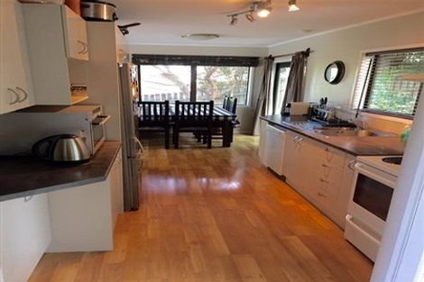 Photo of property in 1/27 Wilkinson Way, Browns Bay, Auckland, 0630