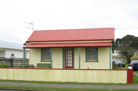 Photo of property in 15/15a Clemow Road, Fitzroy, New Plymouth, 4312