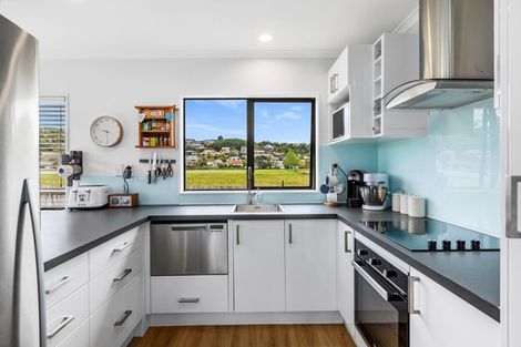 Photo of property in 408b Ngatai Road, Bellevue, Tauranga, 3110