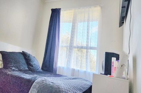 Photo of property in 533 Massey Road, Mangere, Auckland, 2022