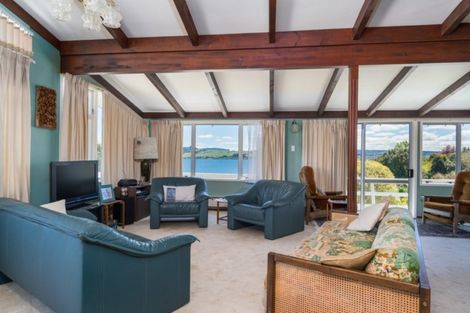 Photo of property in 14 Hinerau Grove, Waipahihi, Taupo, 3330