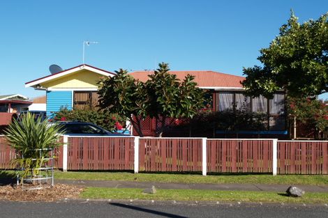 Photo of property in 33 Hokianga Street, Mangere East, Auckland, 2024