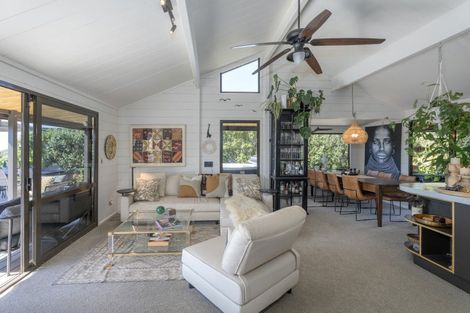 Photo of property in 77 Grange Road, Hahei, Whitianga, 3591