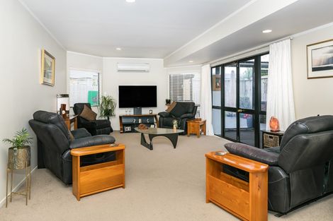 Photo of property in 47 Hinton Avenue, Forest Lake, Hamilton, 3200