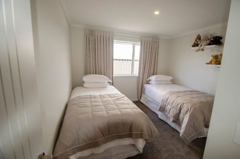 Photo of property in 10 Phoenix Place, Cromwell, 9310