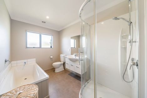 Photo of property in 36 Moonsail Drive, Whitby, Porirua, 5024