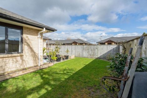 Photo of property in 30 Ian Peter Way, Otaki, 5512