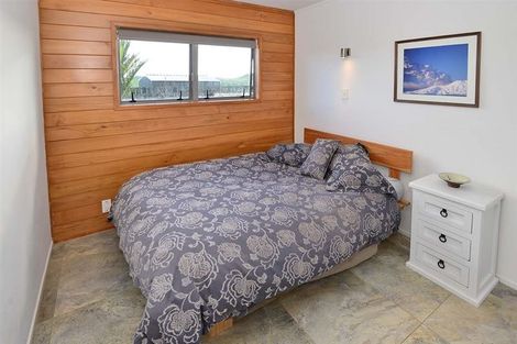 Photo of property in 368 Evans Road, South Head, Helensville, 0874