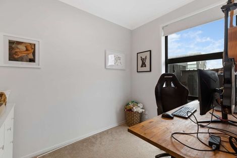 Photo of property in 30 Raranga Lane, Hobsonville, Auckland, 0616