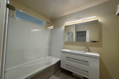 Photo of property in Pirie Street Townhouses, 20/35 Pirie Street, Mount Victoria, Wellington, 6011