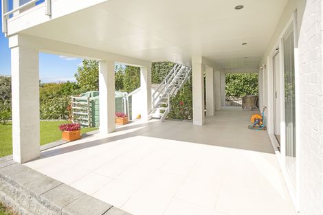 Photo of property in 150 Pacific Parade, Army Bay, Whangaparaoa, 0930