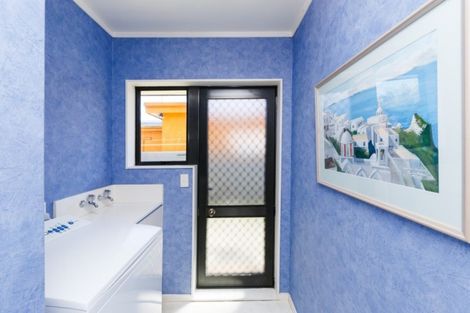 Photo of property in 712 Pioneer Highway, Takaro, Palmerston North, 4412