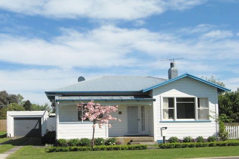 Photo of property in 11 Wellington Street, Te Hapara, Gisborne, 4010