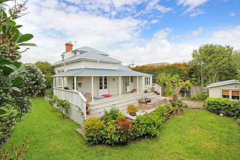 Photo of property in 14 Abbotsford Terrace, Devonport, Auckland, 0624