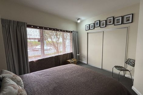 Photo of property in Olympus Flats, 1/280 Oriental Parade, Oriental Bay, Wellington, 6011