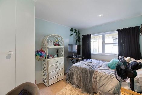 Photo of property in 36 Cedar Terrace, Stanmore Bay, Whangaparaoa, 0932