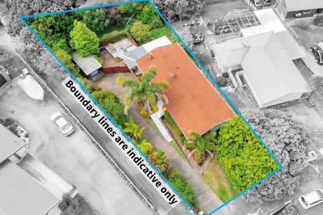 Photo of property in 11 Chequers Avenue, Glenfield, Auckland, 0629