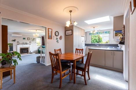 Photo of property in 12 Windsor Street, Dannevirke, 4930