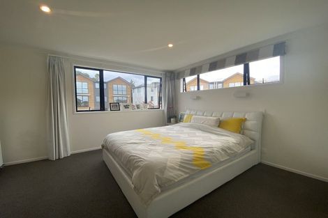 Photo of property in 1 Seafarer Crescent, Stanmore Bay, Whangaparaoa, 0932