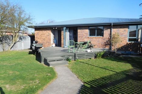 Photo of property in 223 Mairehau Road, Burwood, Christchurch, 8083