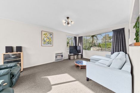 Photo of property in 15 Curtis Street, Okato, 4335