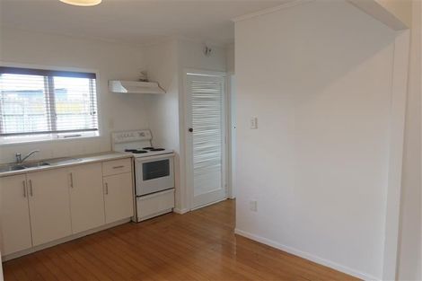 Photo of property in 13 Glen Marine Parade, Glendene, Auckland, 0602