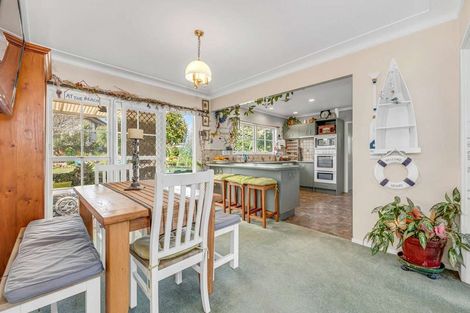 Photo of property in 11 Fratley Avenue, Farm Cove, Auckland, 2012