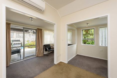 Photo of property in 12 Cambrian Street, Churton Park, Wellington, 6037