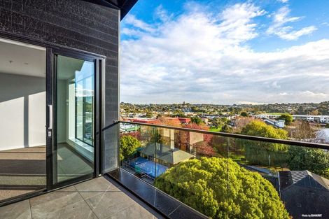 Photo of property in The Victor, 112/4 Bute Road, Browns Bay, Auckland, 0630