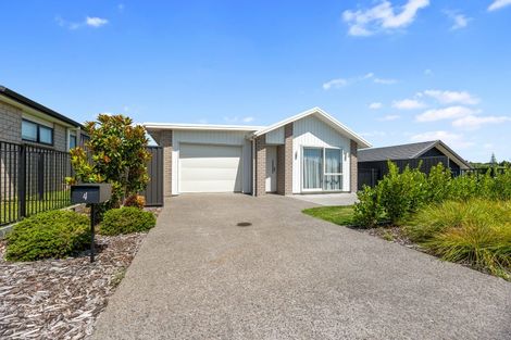 Photo of property in 4 Ash Lane, Omokoroa, 3114