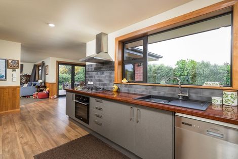 Photo of property in 18 Maclean Street, Glenavy, Waimate, 7980