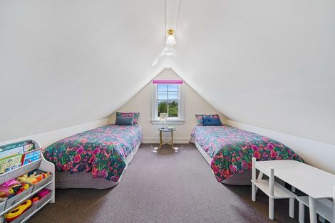 Photo of property in 99 Jellicoe Street, Martinborough, 5711