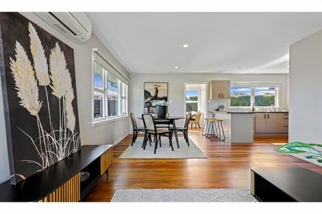 Photo of property in 42 Santa Rosa Avenue, Halswell, Christchurch, 8025