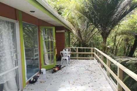 Photo of property in 30 Ocean View Road, Huia, Auckland, 0604