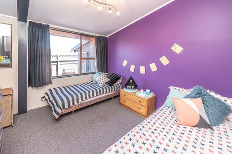 Photo of property in 64 Hinau Street, Castlecliff, Whanganui, 4501