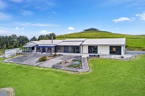 Photo of property in 235 Valley View Road, Otaika, Whangarei, 0170