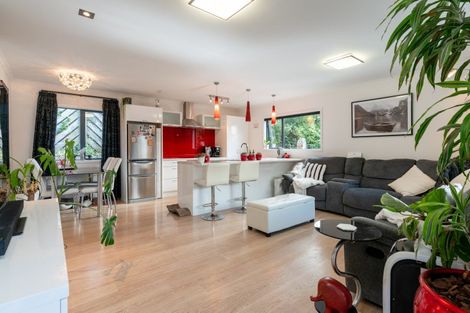 Photo of property in 96a Larsen Crescent, Tawa, Wellington, 5028