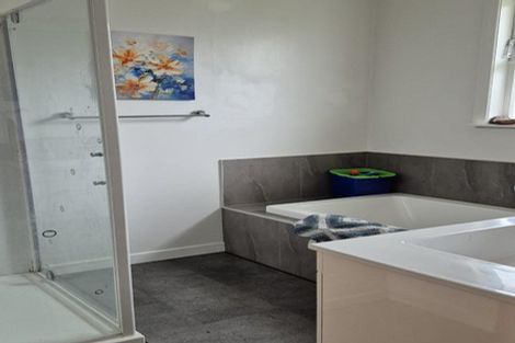 Photo of property in 5 Highfield Place, Levin, 5510